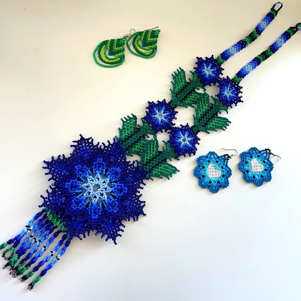 Mexican Handmade huichol beaded necklace